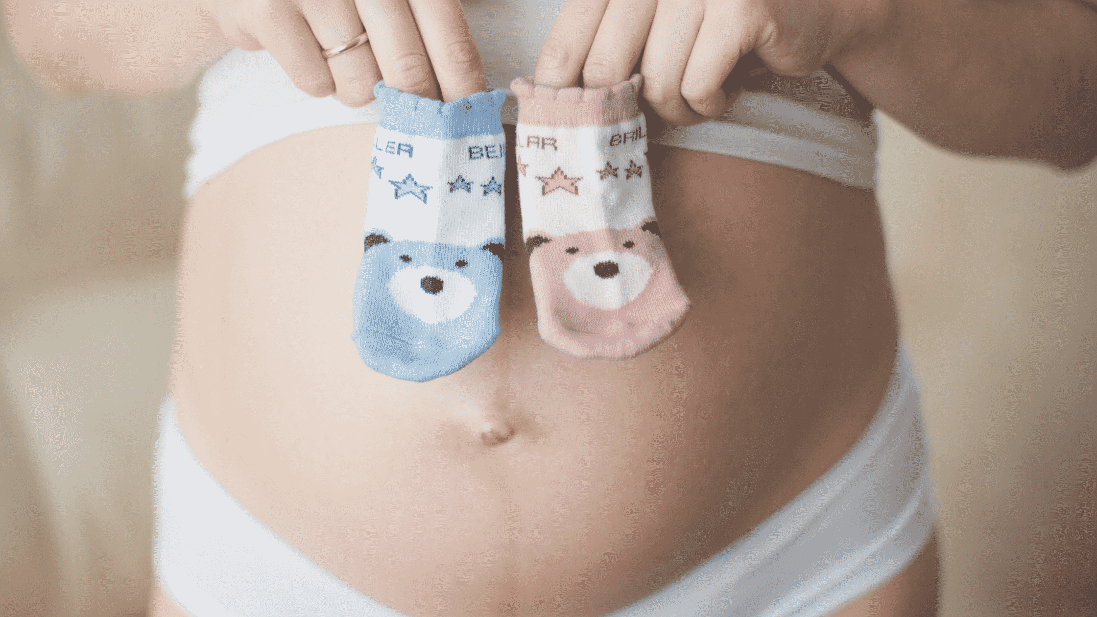 Фото беременный мальчик. Беременные животики. Фотосессия беременных мальчиком. Животики беременных мальчиками.