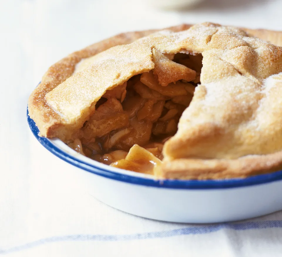 apple pie autumn things to do activities